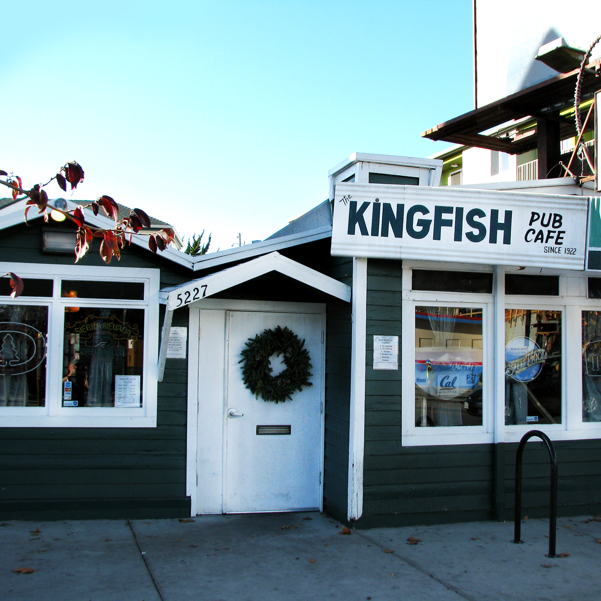 kingfish pub exterior